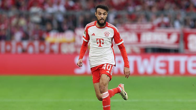 Noussair Mazraoui.