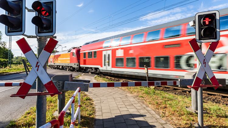  Die Zugstrecke musste für zwei Stunden gesperrt werden.