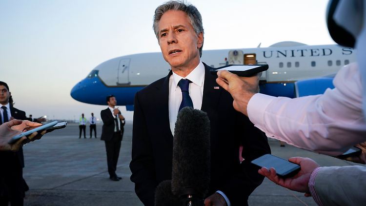 US-Außenminister Blinken war zu einem Solidaritätsbesuch nach Israel gereist und zog von da aus unter anderem nach Saudi-Arabien.