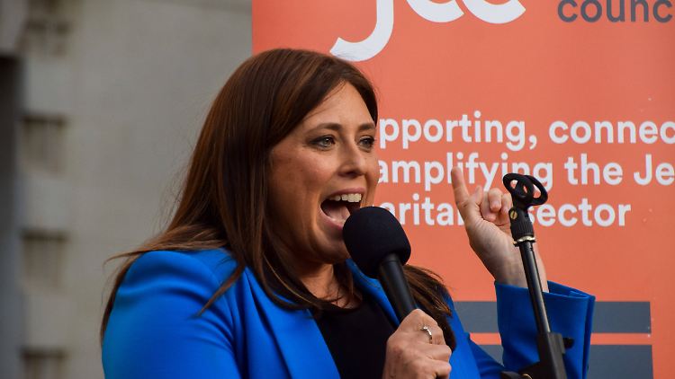 Tzipi Hotovely verteidigt auch die israelischen Bombardements auf Gaza.