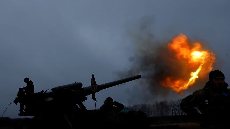 Inzwischen sind die ukrainischen Truppen im Nordosten des Landes in der Defensive.