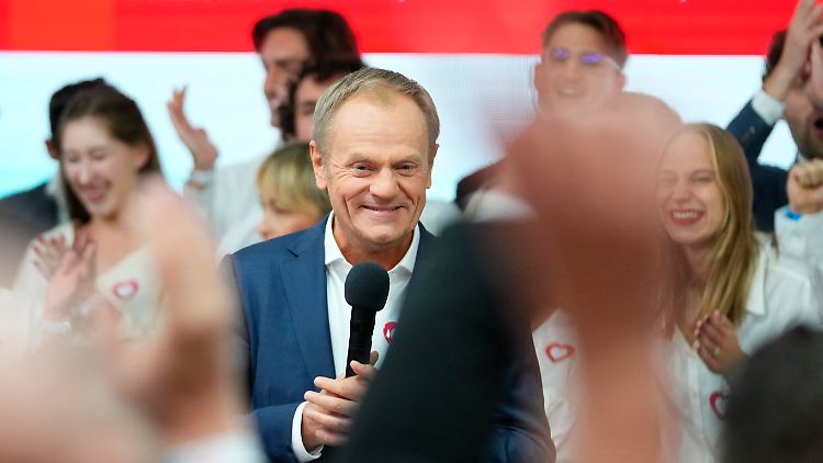 Die Bürgerkoalition von Oppositionsführer Donald Tusk ist jetzt zweitstärkste Kraft in Polen. 