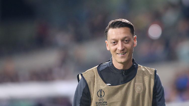 Seine aktive Karriere hat Mesut Özil Anfang des Jahres beendet.