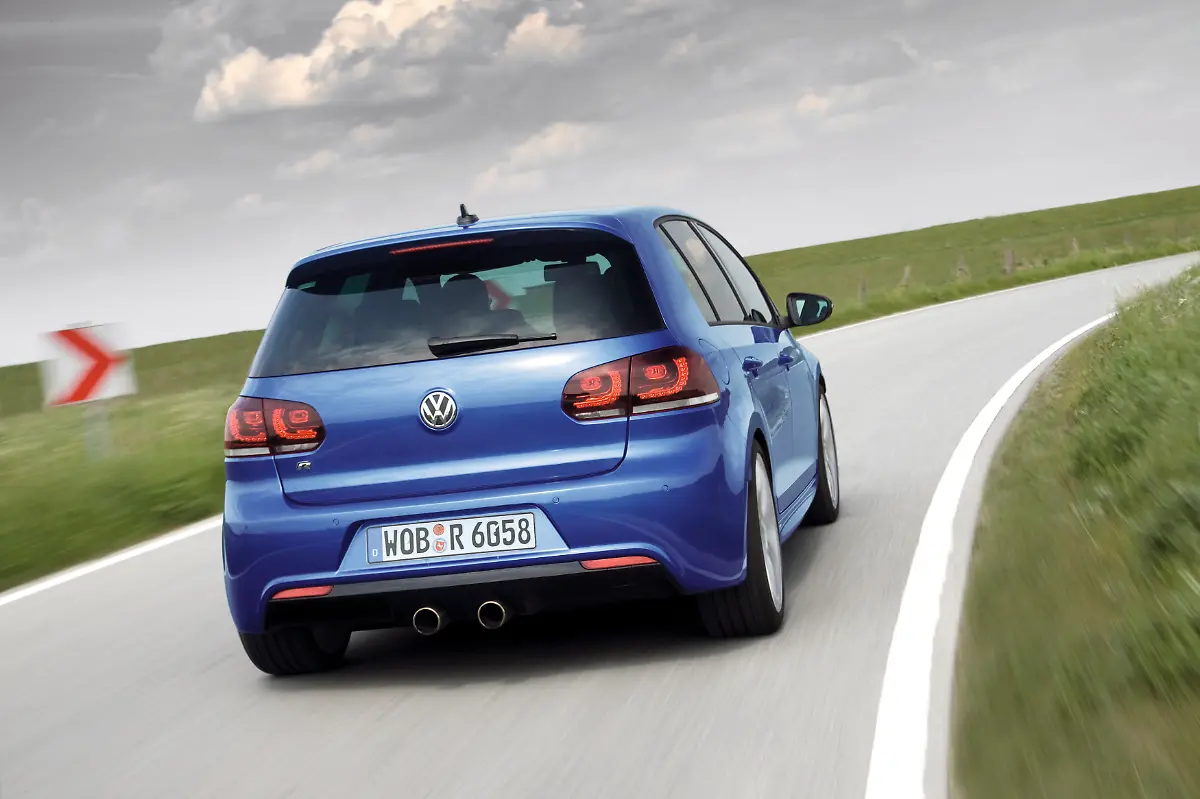 15-Volkswagen-Golf-Generation-6-als-Golf-R-Quelle-Volkswagen-AG