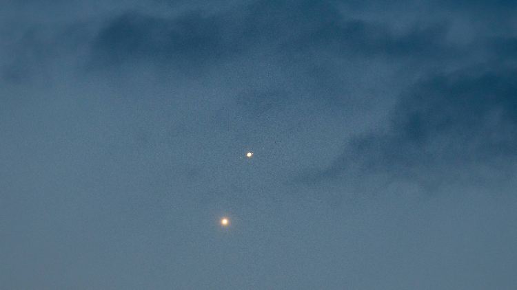 Jupiter und Venus erstrahlen gemeinsam am morgendlichen Himmel.