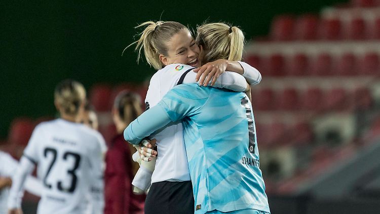 Die Eintracht-Frauen stürmen in die Champions League.