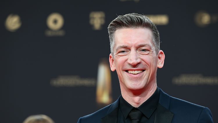 Freut sich darauf, den Jahresrückblick zu moderieren: Steffen Hallaschka.