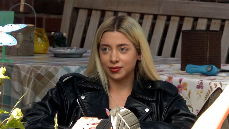 Weiß, wie man im Reality-TV Sendezeit erhält: Walentina Doronina (RTL)