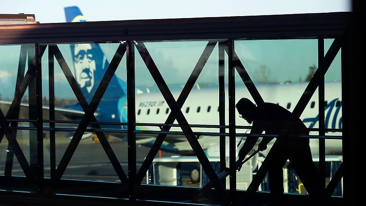 Eine Maschine von Alaska Airlines.