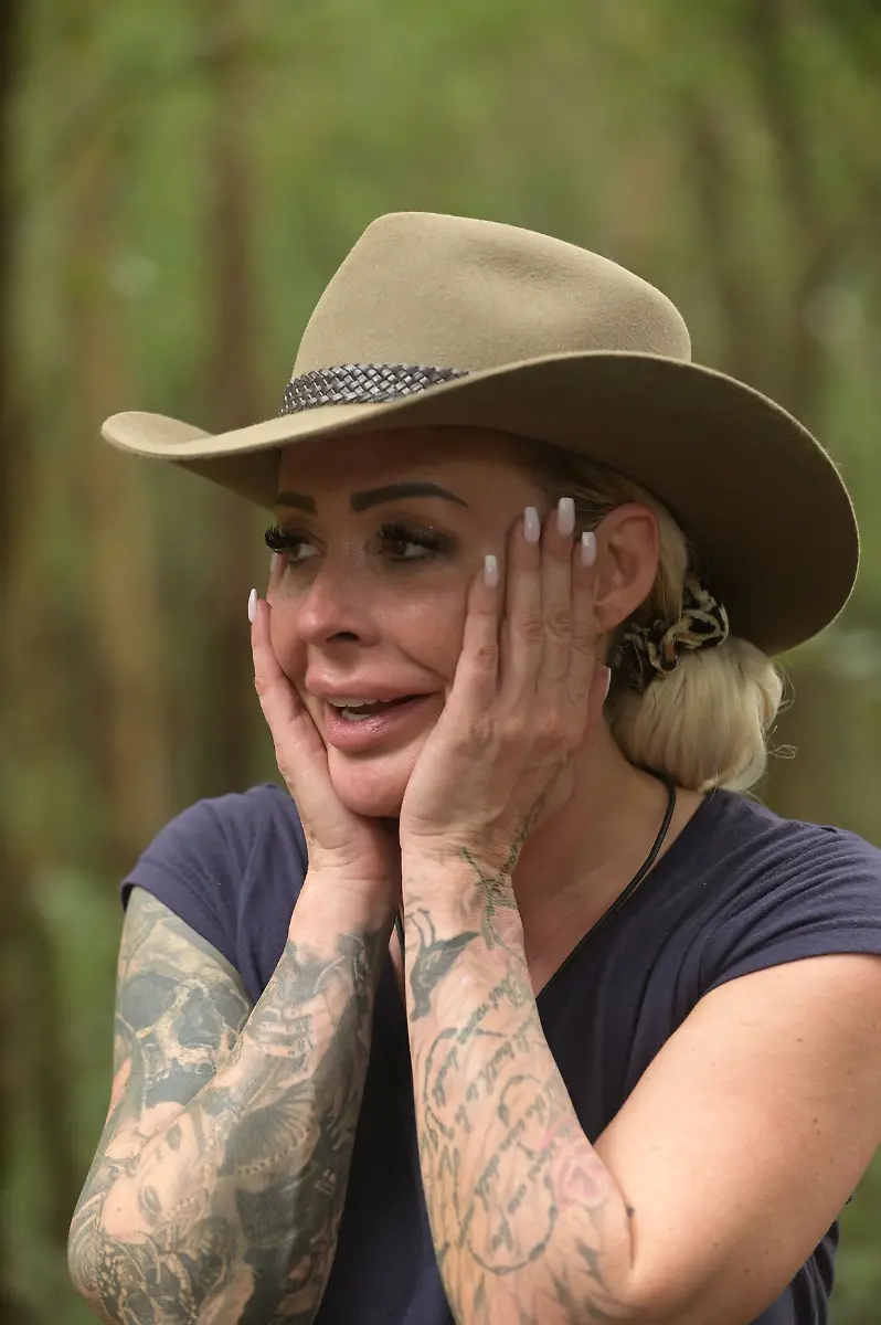 2dce6218-492b-4eb1-9889-500959cc26c3-06cbe251-3ca2-4730-a707-c9e2b90f147b