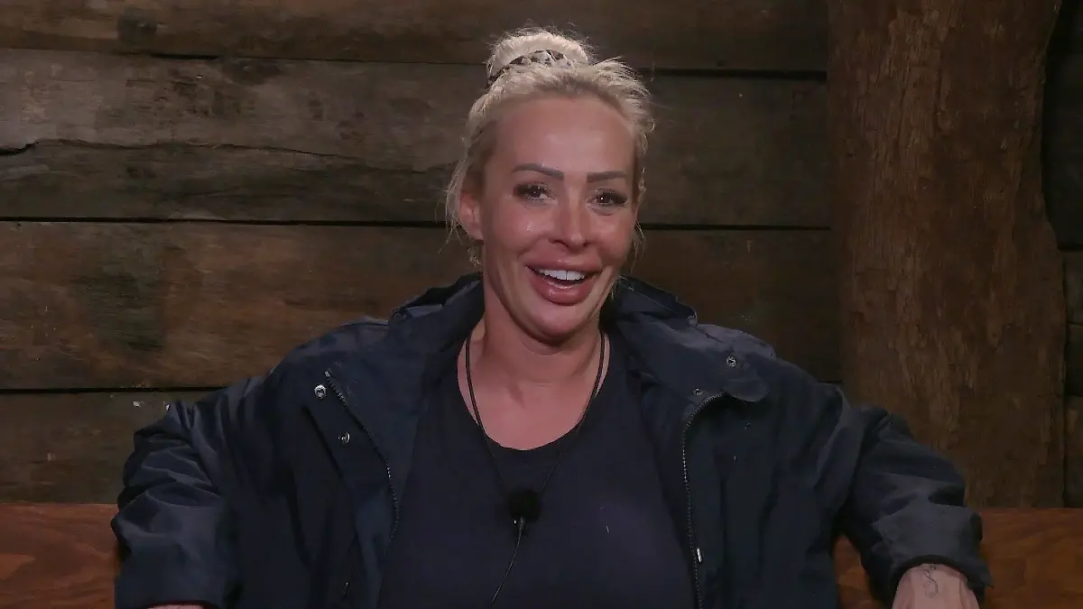 2dce6218-492b-4eb1-9889-500959cc26c3-5970022a-0b82-48b2-baf9-d301f753173f