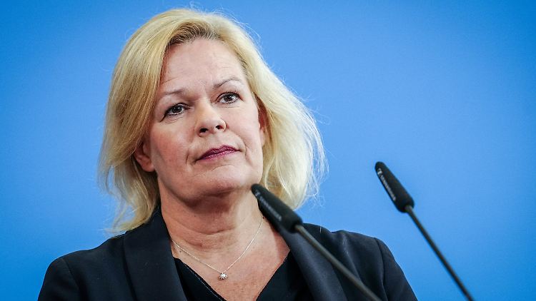 Faeser stellte das Paket für mehr Abschiebungen am Vormittag vor - deren Zahl dürfte aber nicht besonders deutlich steigen.