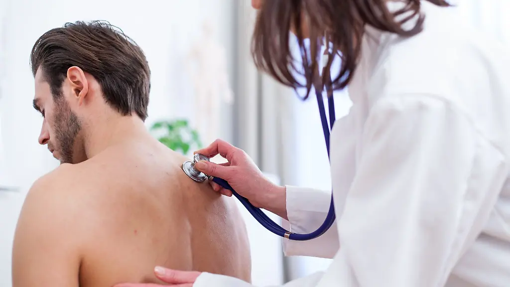 Hat-die-Aerztin-eine-Arbeitsunfaehigkeit-festgestellt-kann-der-Arbeitgeber-das-nur-bei-begruendeten-Zweifeln-pruefen-lassen