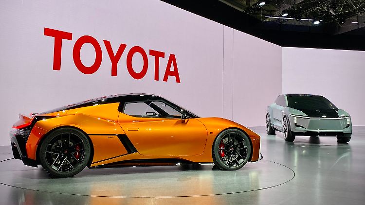 Ein bisschen erinnert Toyotas Sport-Concept an den BMW i8. Nicht vom übelsten Vorbild abgekupfert.