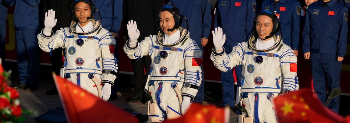 china astronauten.jpg