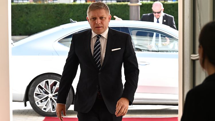 Die neue slowakische Regierung unter Robert Fico war am Mittwoch vereidigt worden.