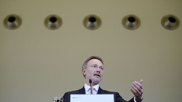 "Klug Prioritäten setzen" will Finanzminister Lindner - was auch immer er darunter versteht.
