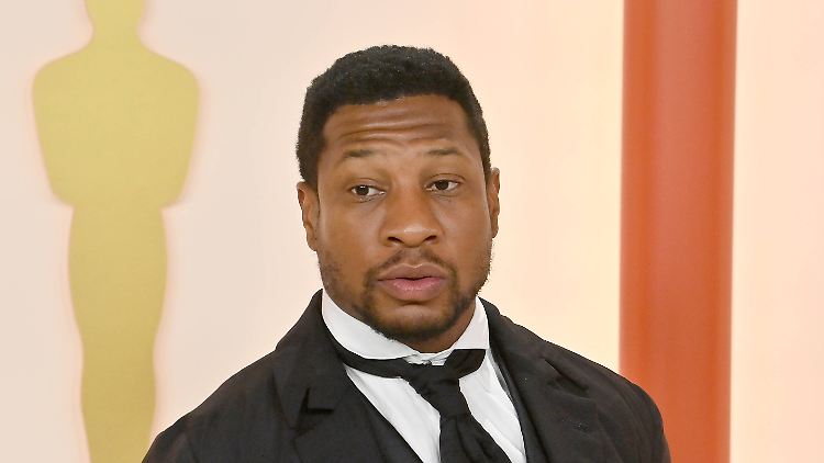 Den Zoff zwischen Jonathan Majors und Grace Jabbari muss die Justiz klären.