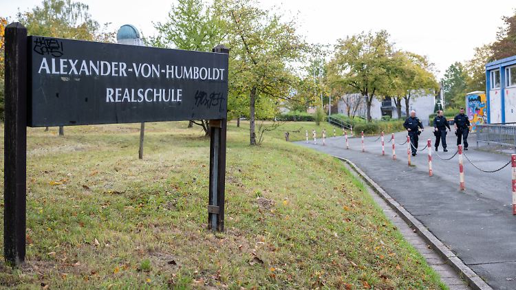 Viele Einrichtungen mussten wegen der Drohungen geräumt werden.