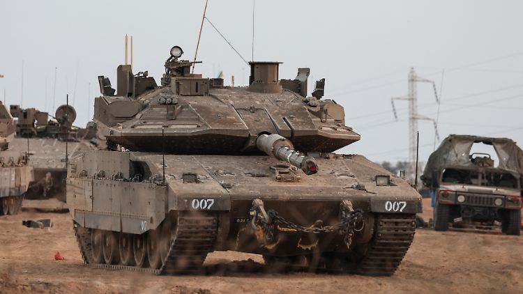 Ein israelischer Panzer in der Nähe des Gazastreifens.
