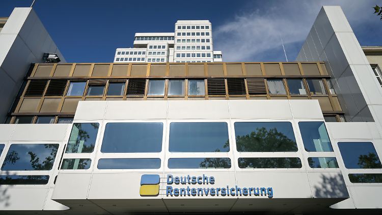 Die Deutsche Rentenversicherung meldet einen dramatischen Anstieg der Anträge auf Rente ab 63.