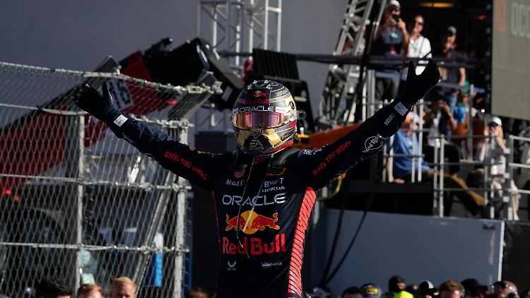 Feiert Saisonsieg Nummer 16: Max Verstappen.