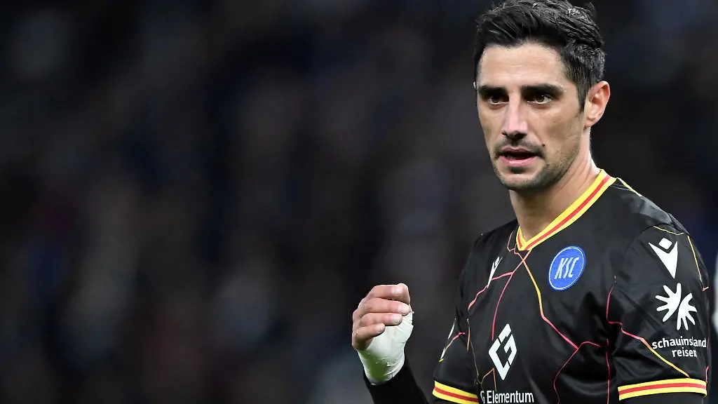 Fussball-2-Bundesliga-Hertha-BSC-Karlsruher-SC-13-Spieltag-Olympiastadion-Karlsruhes-Lars-Stindl