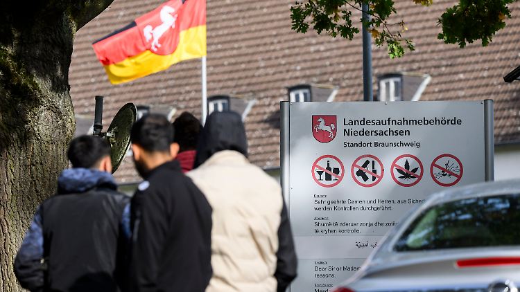 Die FDP sieht bei Asylbewerbern Sparpotenzial, SPD und Grüne sind diesbezüglich skeptisch. 