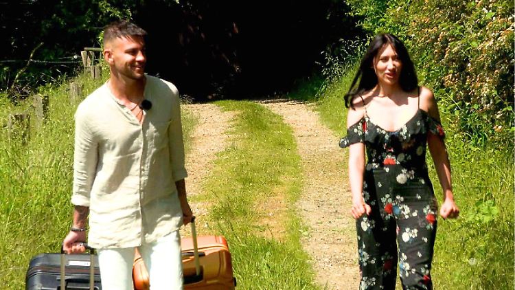 Serkan und Samira mischen die Karten in der Sommerhaus-WG neu.