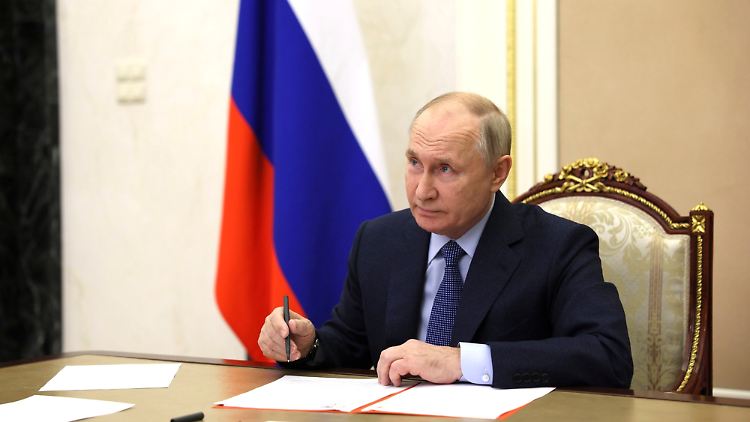 "Ich kann Ihnen garantieren, dass Putin ohne unsere Unterstützung (für die Ukraine) erfolgreich sein wird", sagte Austin.