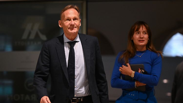 Hans-Joachim Watzke hält die FIFA für machtlos. 