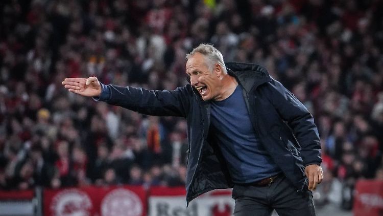 Christian Streich und sein SC Freiburg fliegen in der zweiten Runde aus dem DFB-Pokal.