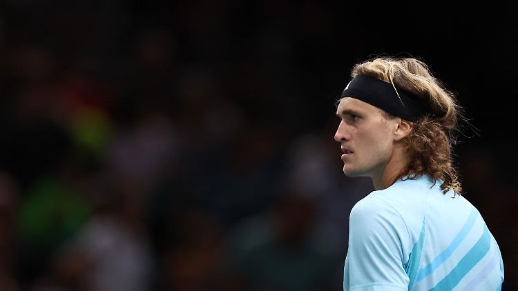 Alexander Zverev hat sich ins Achtelfinale von Paris gekämpft.