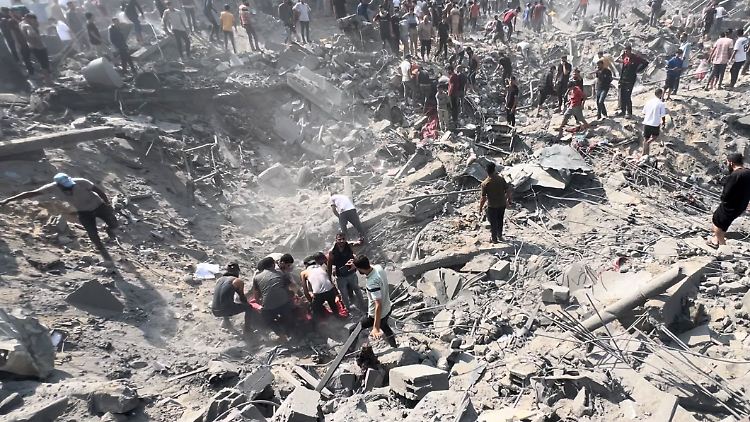 Israelische Streitkräfte bombardierten Dschabalia im Norden des Palästinensergebietes bereits zum zweiten Mal.