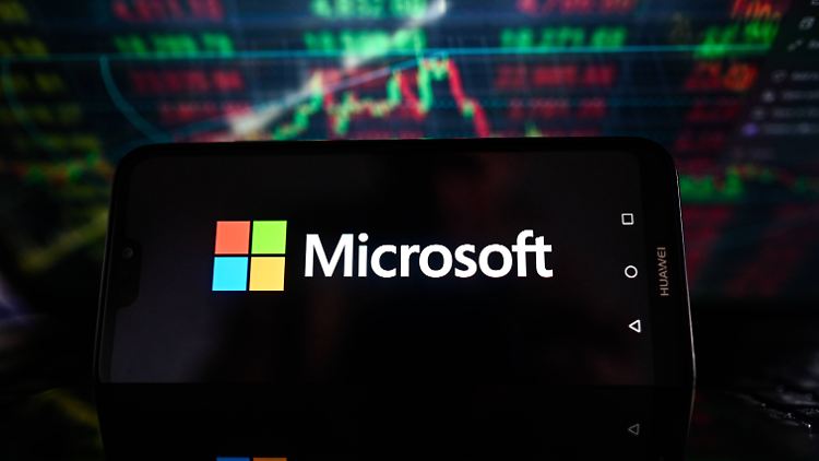 Lief zuletzt, bei Microsoft.