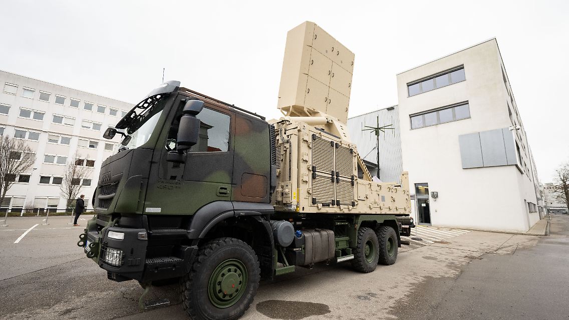 TRML-4D-Radare erkennen verschiedene Ziele in der Luft. Da von schweren Angriffen der russischen Streitkräfte im Winter auszugehen ist, kommt der ukrainischen Verteidigung dies zugute.