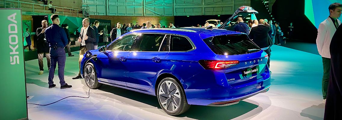 Skoda_Superb_2023_HI_PB.jpg