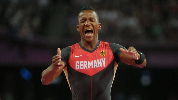 Raphael Holzdeppe beim Gewinn der Bronzemedaille während den Olympischen Spielen 2012 in London.