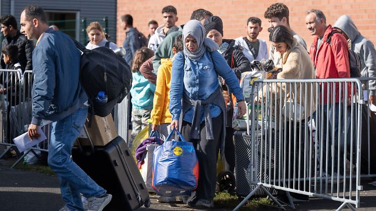 Bundesländer und Kommunen fordern vom Bund mehr Geld für die Versorgung von Flüchtlingen.