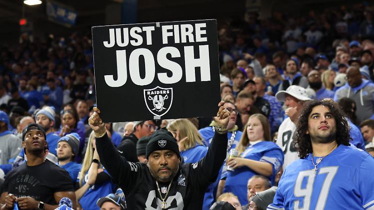 Dieser Fan hat seinen Willen bekommen. Trainer Josh McDaniels ist entlassen.