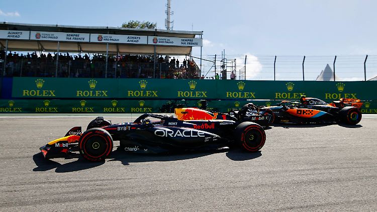 Lando Norris (r.) forderte Max Verstappen immerhin ein wenig. 