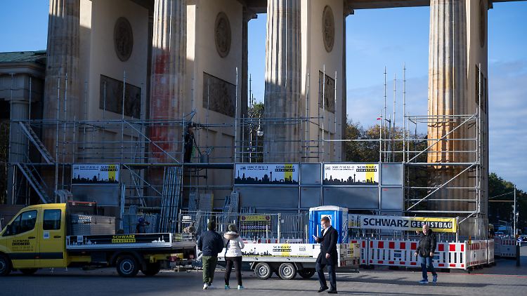 Am 17. September hatten Klimaaktivisten der Letzten Generation das Brandenburger Tor mit orangener Farbe besprüht.  