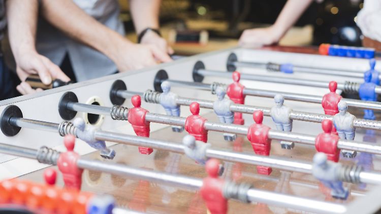 Kickerst du noch, oder spielst du schon Tischtennis?