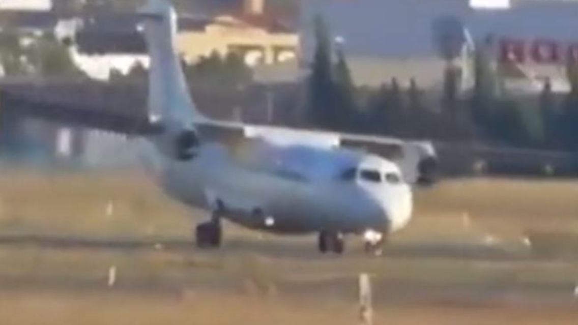 Flugzeughüpft.JPG