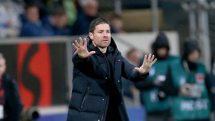 Xabi Alonsos potenzieller Meisterkader bekommt im Januar ein Problem.