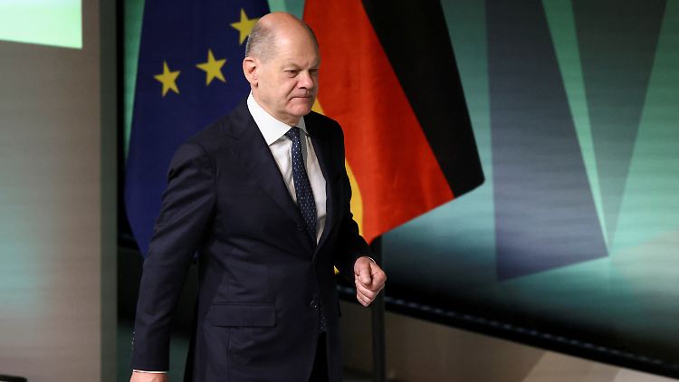 Einer Rückkehr zur Wehrpflicht erteilt Kanzler Scholz bei der Bundeswehr-Tagung eine Absage.