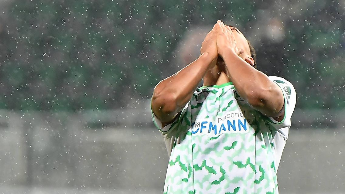 Allein in den zwölf Spielen kassieren sie 40 Gegentore - insgesamt sind es 82.