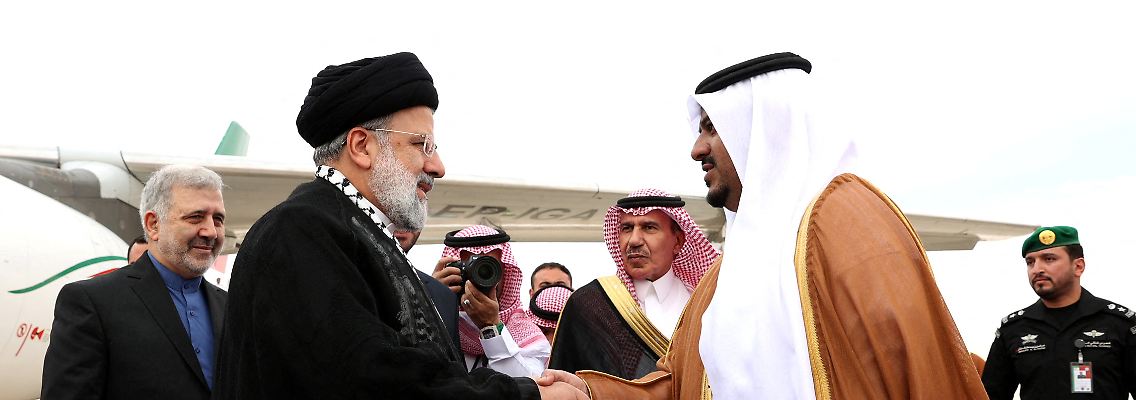 2023-11-11T100152Z_1719717124_RC2YA4AXQJ37_RTRMADP_3_SAUDI-IRAN.JPG