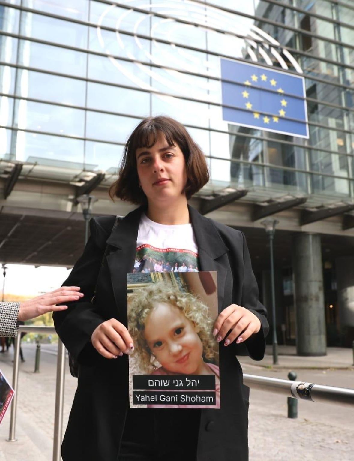 Shira Havron hat dem EU-Parlament wenige Tage nach der Attacke eine Liste ihrer Familienangehörigen gegeben. Seither hat sie nichts mehr gehört. 