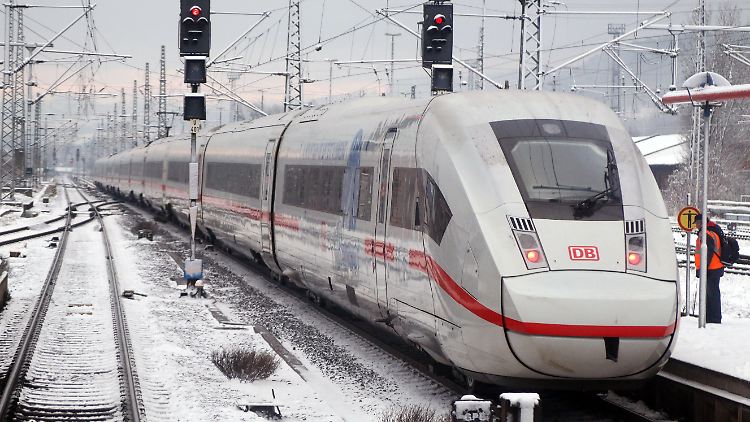 Laut Notfall-Fahrplan würden nur 20 Prozent der planmäßigen Züge fahren.
